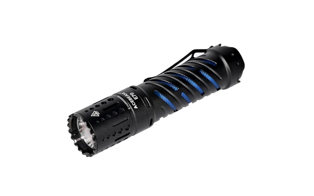 AceBeam E70-AL compact 4600 lumen EDC torch